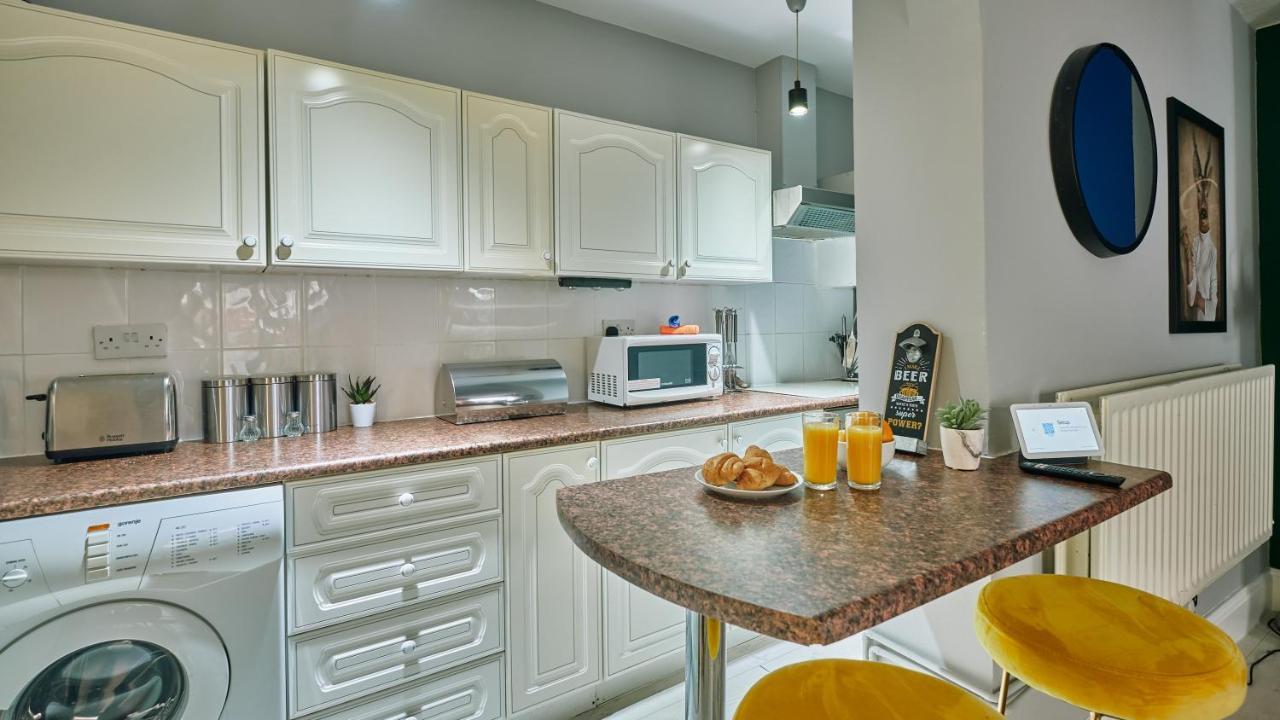 Stylish 2 Bedroom In Clifton - Garden Μπρίστολ Εξωτερικό φωτογραφία